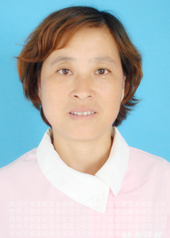 叶小君